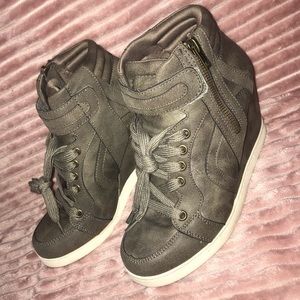 Candie’s Sneaker Wedge Shoes